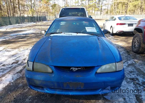1998 Ford Mustang z USA, uszkodzony, nr VIN 1FAFP4043WF168128